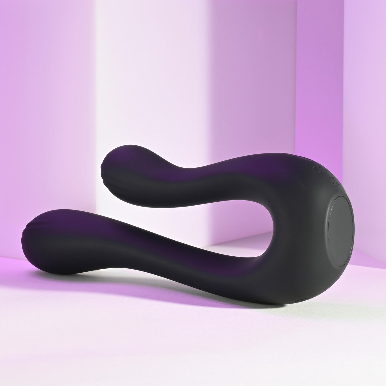 The Swan Dual Entry Vibrator