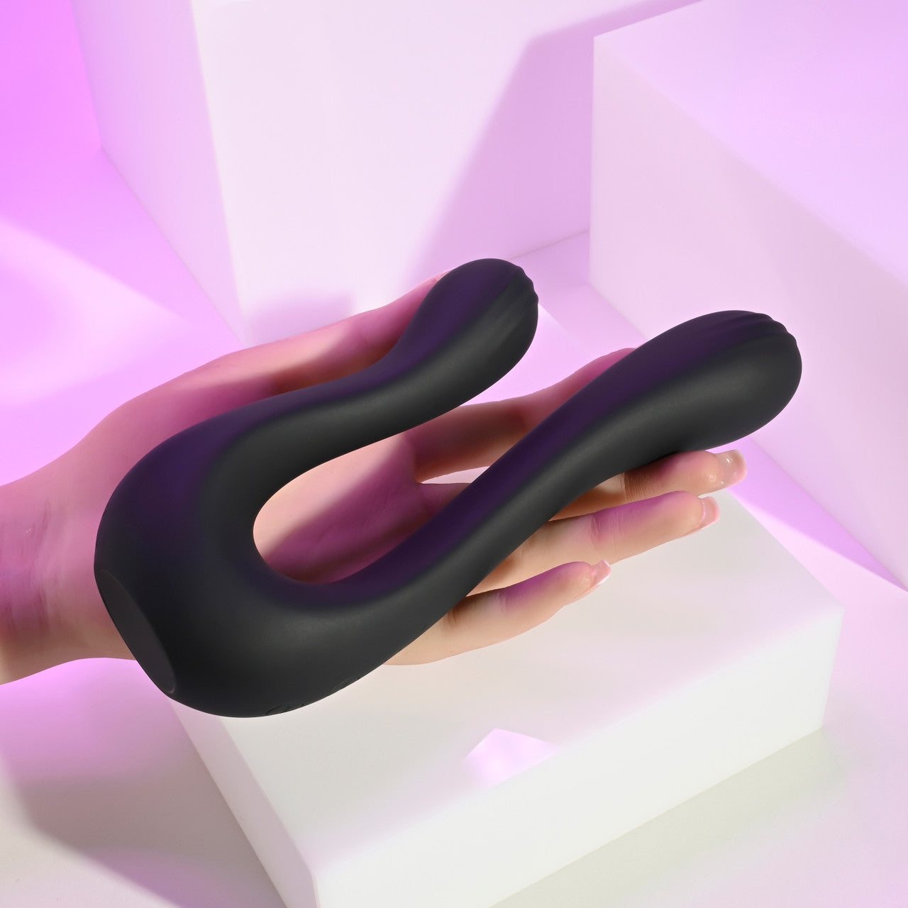 The Swan Dual Entry Vibrator