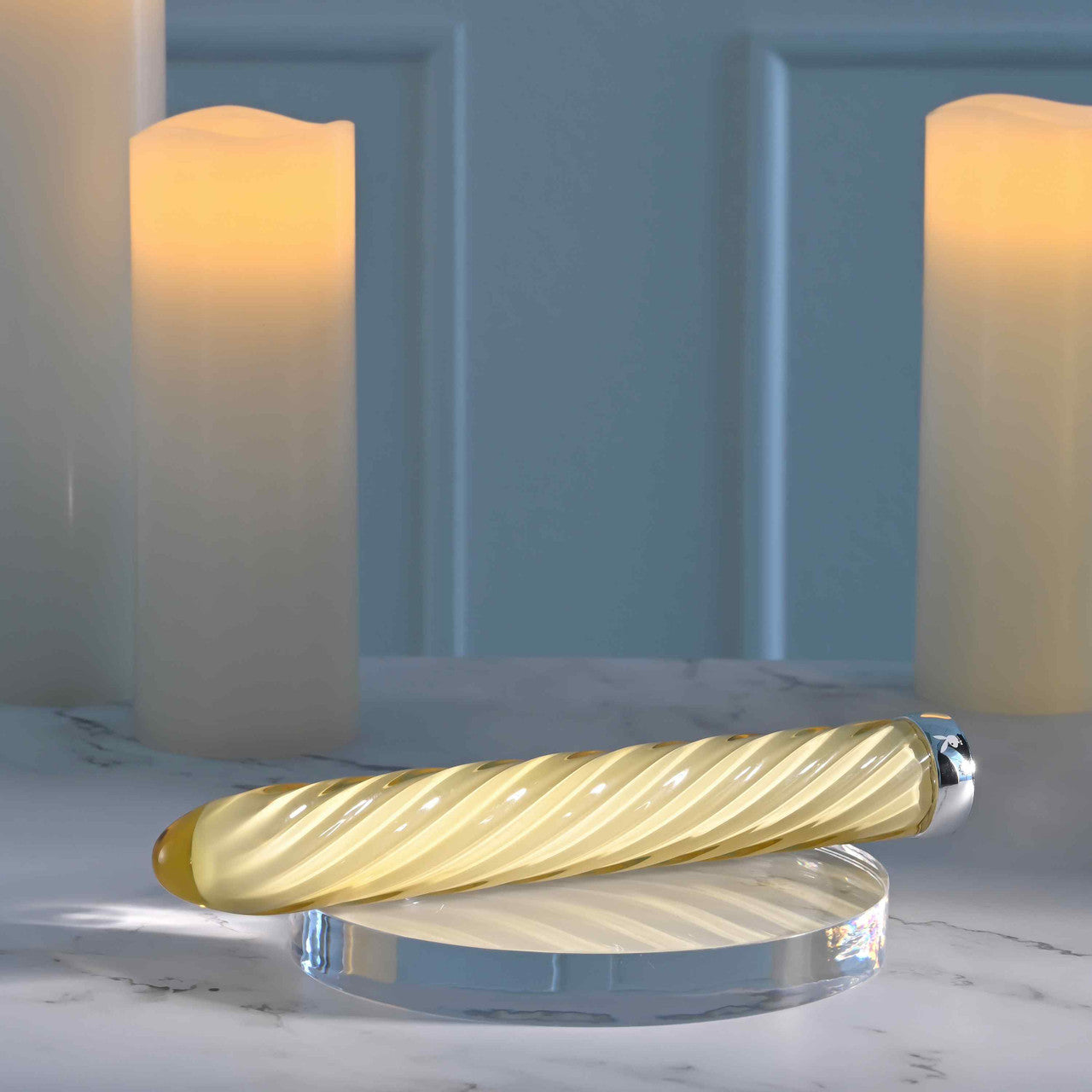Twist Of Fate Glass Vibrator